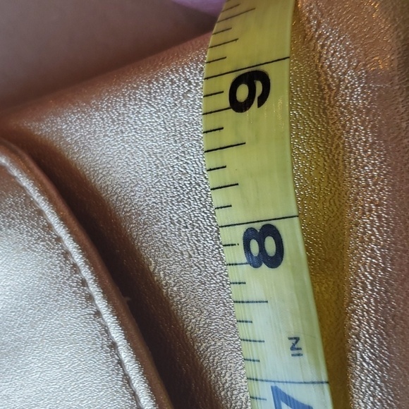 Unbranded gold metallic evening clutch 9.5 X 6 - Picture 8 of 9